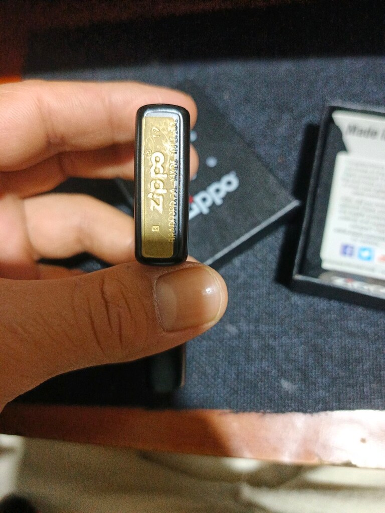 Zippo - 2
