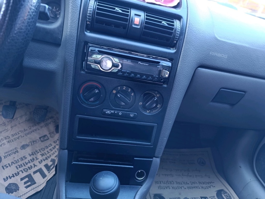 Beyaz Opel - 13