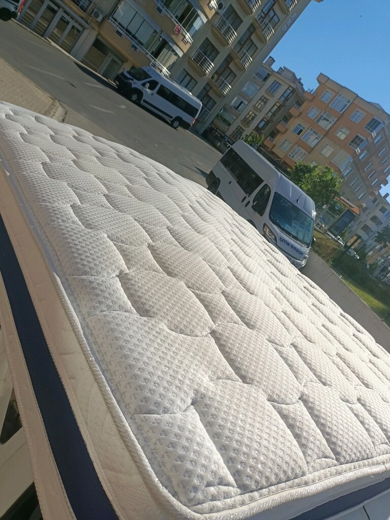 İstikbal 160*200 ebatında tertemiz Çift kişilik Yatak - 3