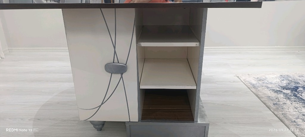 TAŞ GİBİ ....Misafir Odası Yemek Masası -Weltew Marka-2000 TL - 4