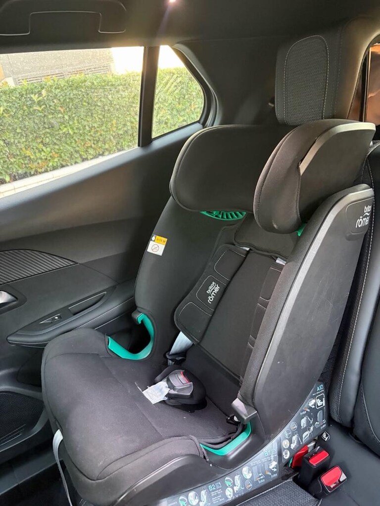 Britax Römer ADVANSAFIX M i-SIZE çocuk oto koltuğu - 4