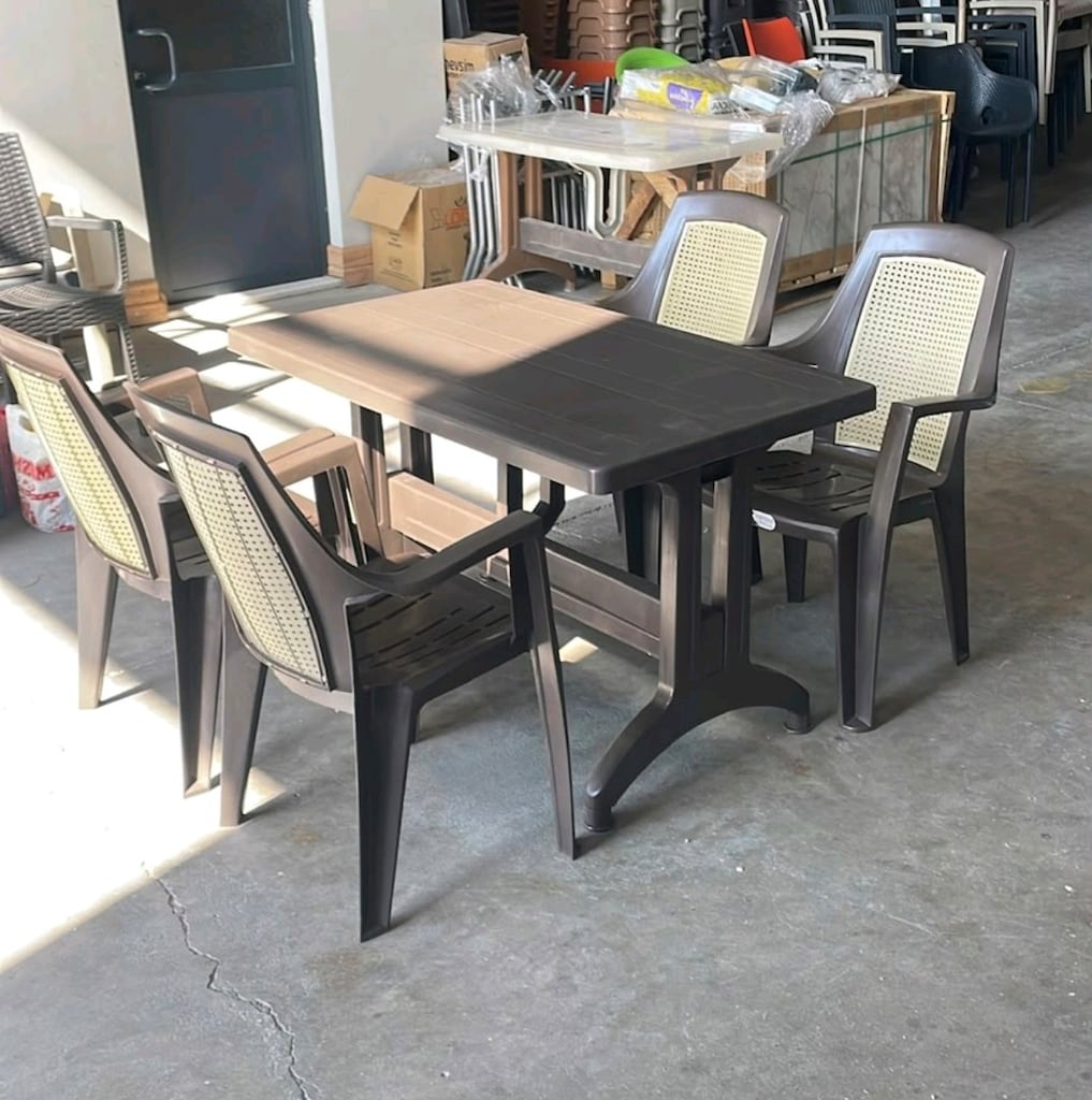 Plastik Masa Takım - 2