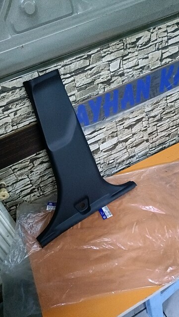 HYUNDAİ MATRIX ORTA DIREK ALT KAPLAMA ORJİNAL SİFİR