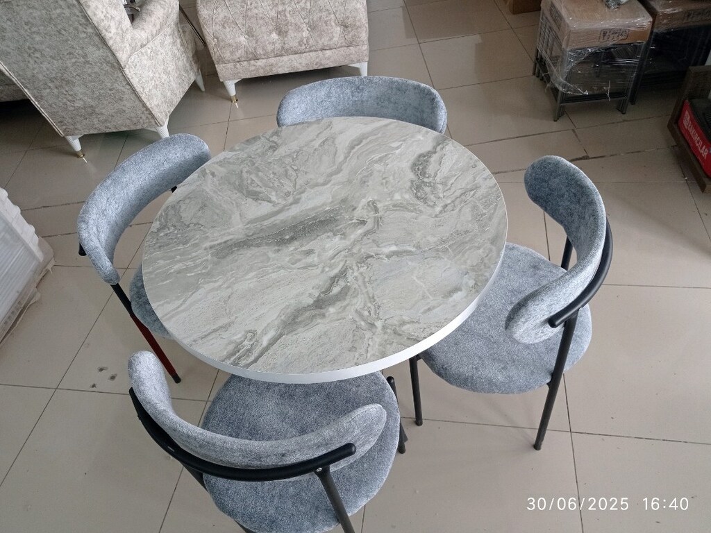 sıfır 4 kişilik yemek masası - 2