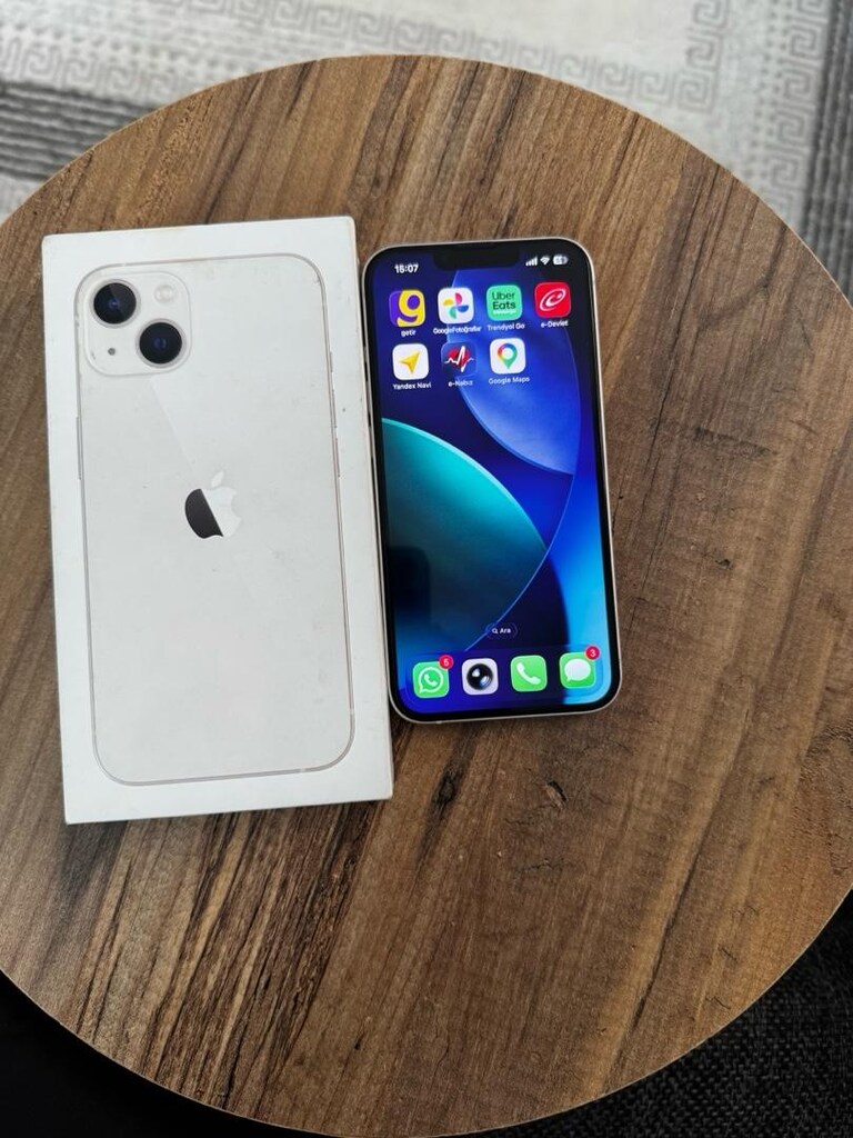 iPhone 13 - 2