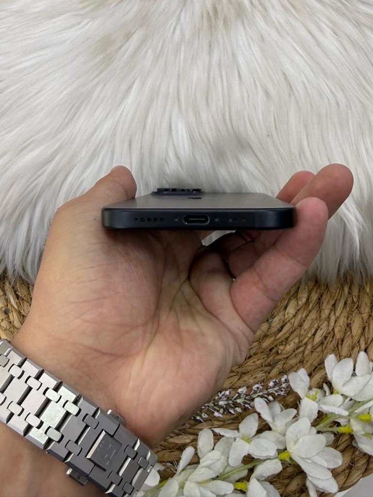 İPHONE 15 128GB 20 AY GARANTİLİ PİL 98 KUTU FATURALI HATASIZ - 4