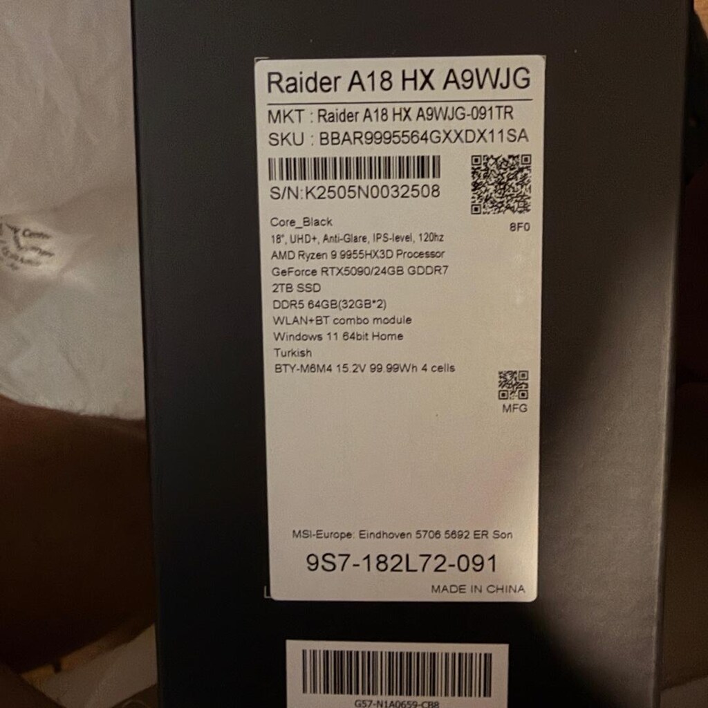 Msi Raider A18HX 9. Nesil Ryzen 9 9955HX3D-RTX5090 24Gb-64Gb-2Tb Ssd-1 - 20