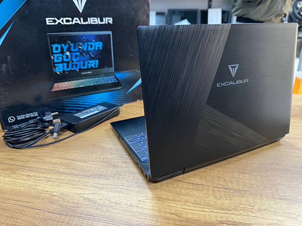 CASPER EXCALİBUR LAPTOP GTX1650 İ5-10300H 16 GB 512 GB - 6