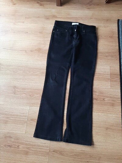 Bayan jeans