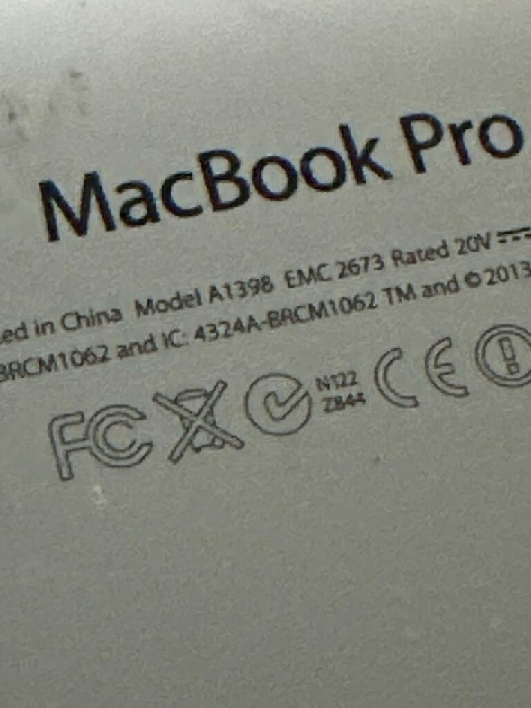 MacBook Pro 15,4 ″ Retina Ekran i7 İşlemci - 7