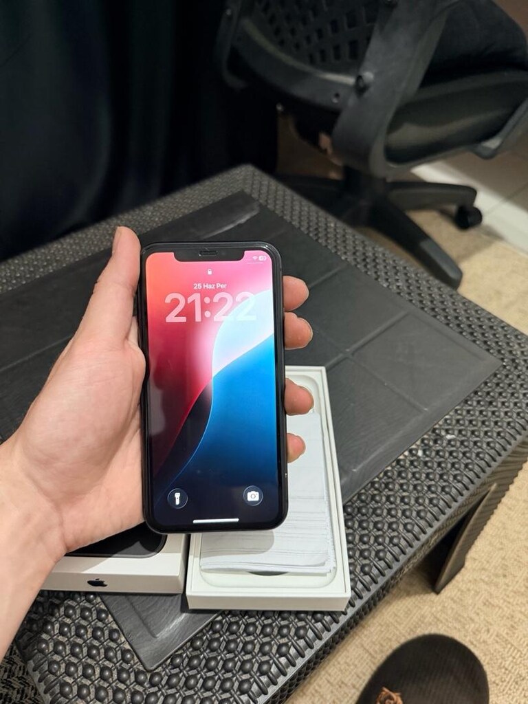 iphone 11 tr 64 gb hatasız değişensiz tertemiz - 8