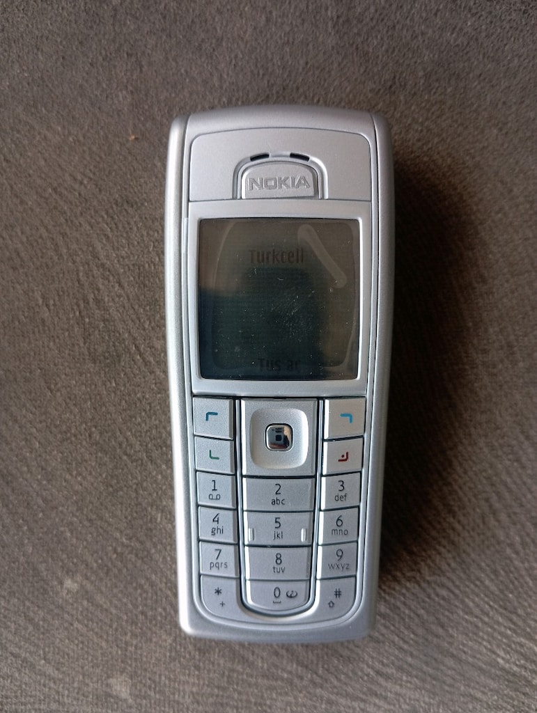 Nokia 6230i - 3