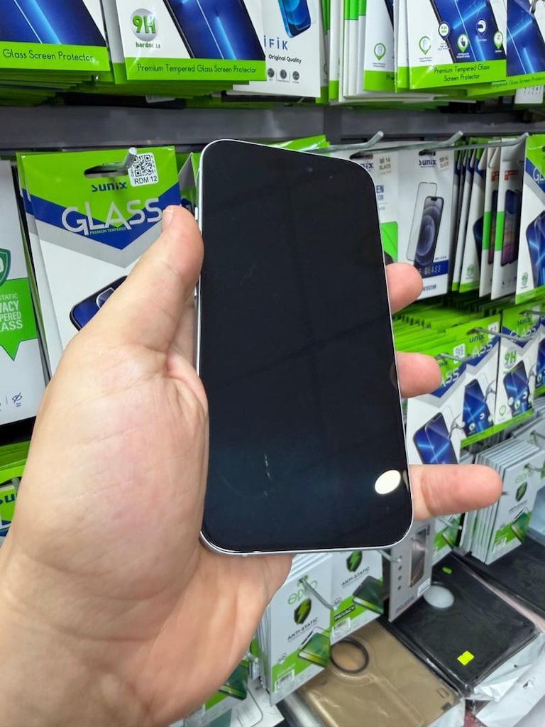 Iphone 15 - 2