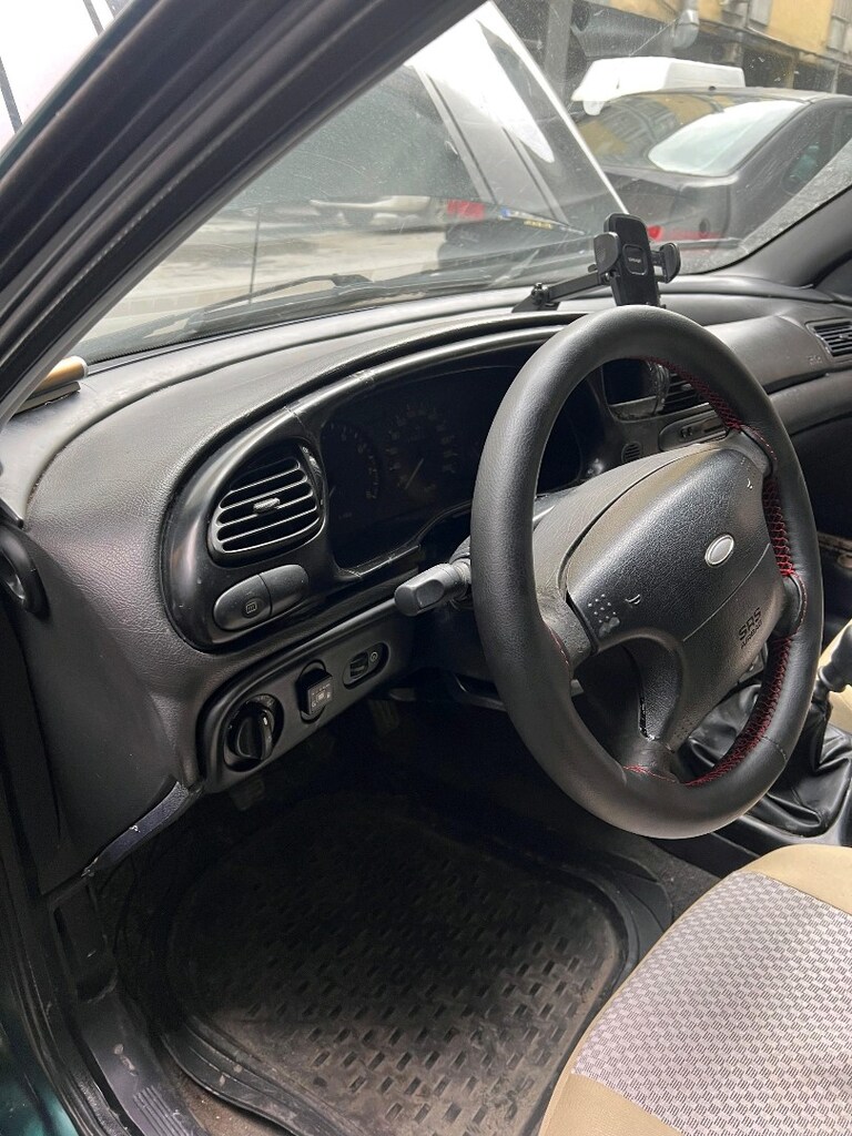 Ford mondeo 1998 model LPG li 2000 motor - 11