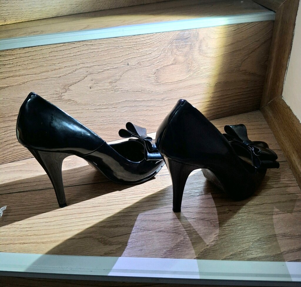 Siyah Fiyonk Detaylı Stiletto - 4