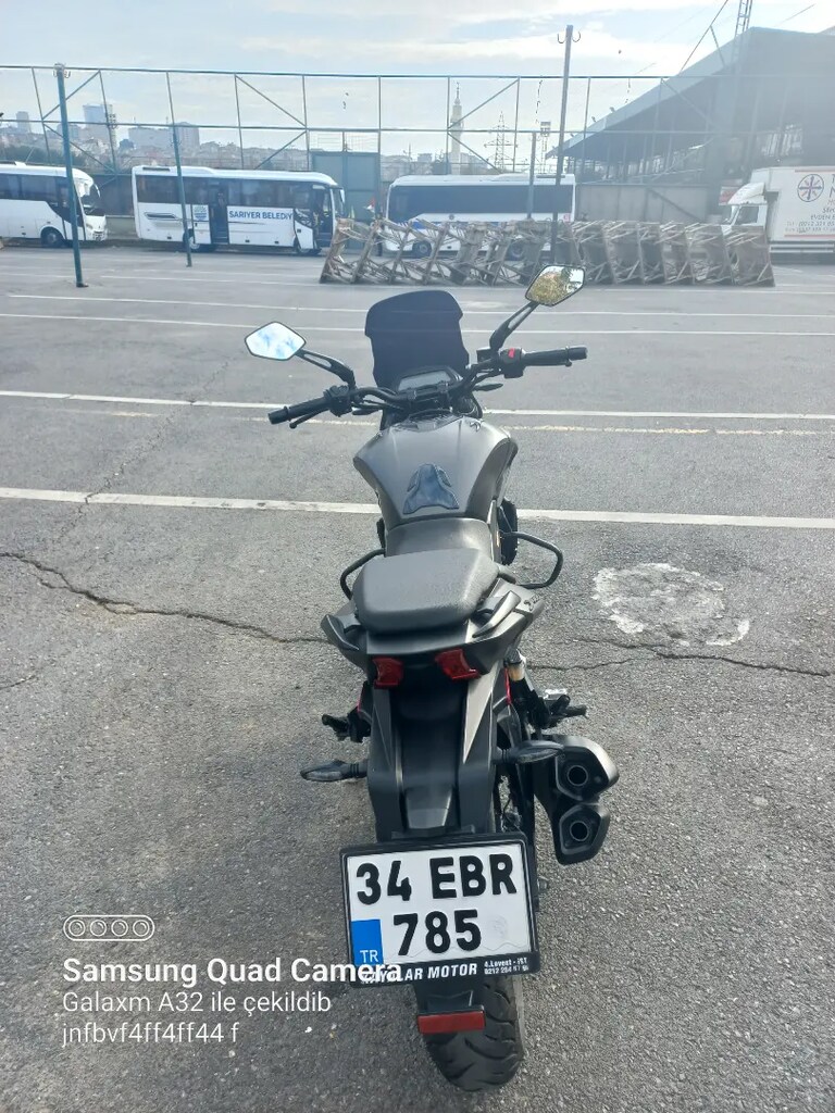 2021 Model 13.500 km Dominar 400 - 12