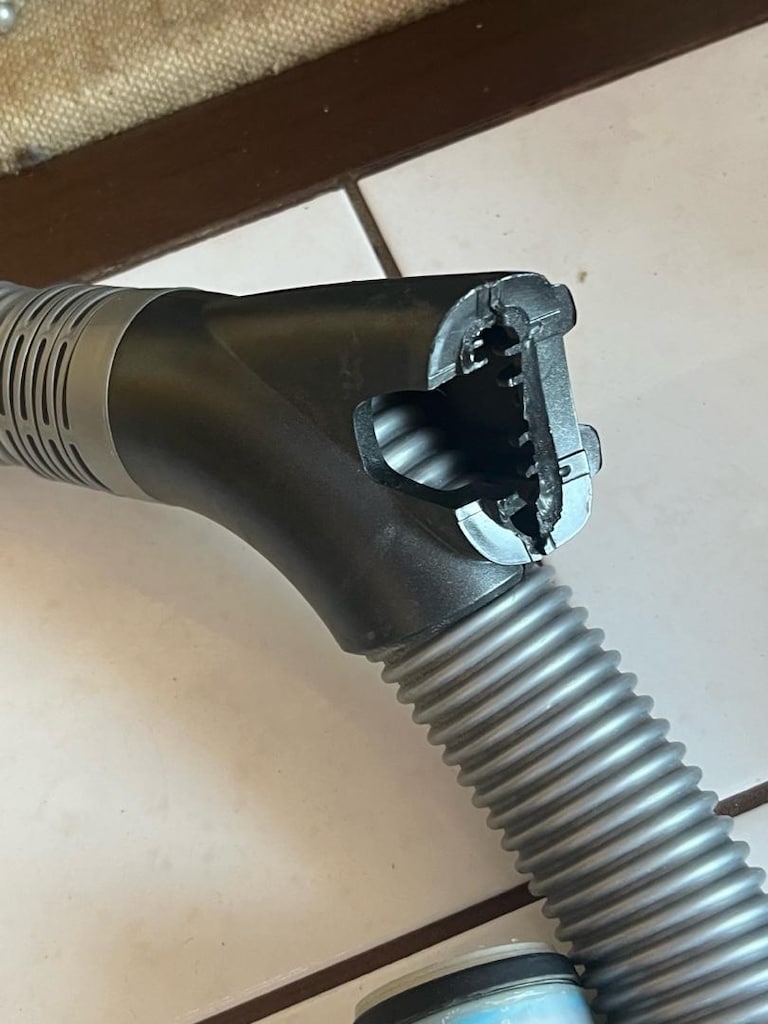 Electrolux Euc98tmt Elektrikli Süpürge Orijinal Hortum Tutamaklı - 6