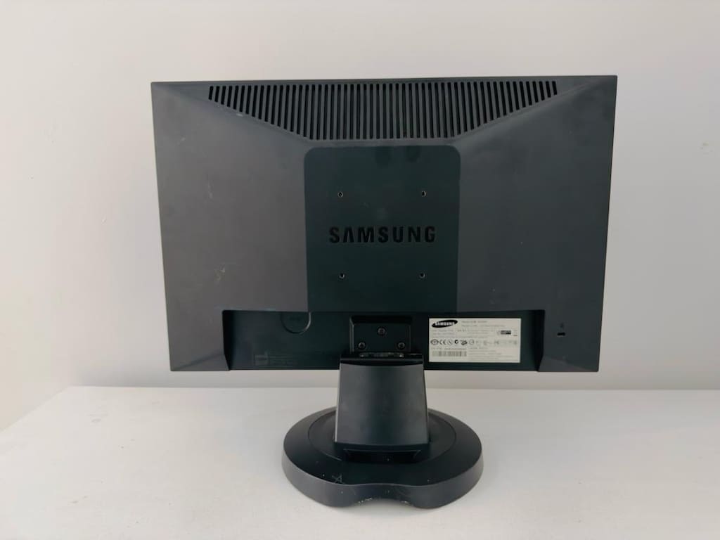 SAMSUNG EKRAN SORUNSUZ 2.000₺ - 2