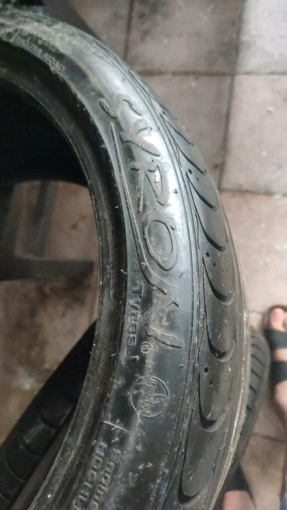 Lastik jip için resimdekilerin hepsi fiyatı - 9