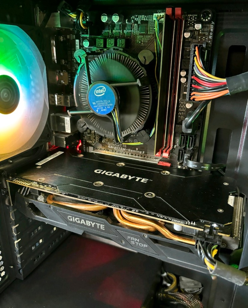 İ3 7100, 8GB RX580 GIGABYTE EKRAN KART, 8GB RAM, 240GB SSD - 4