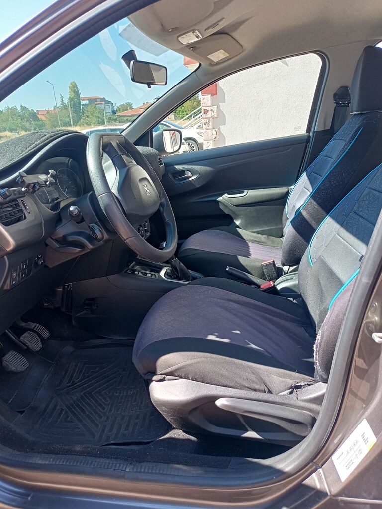 Peugeot 301 - 7
