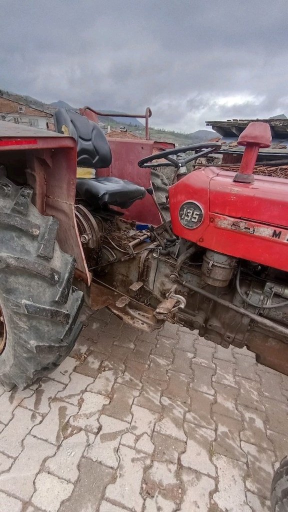 1971 model Massey Ferguson 135 - 2