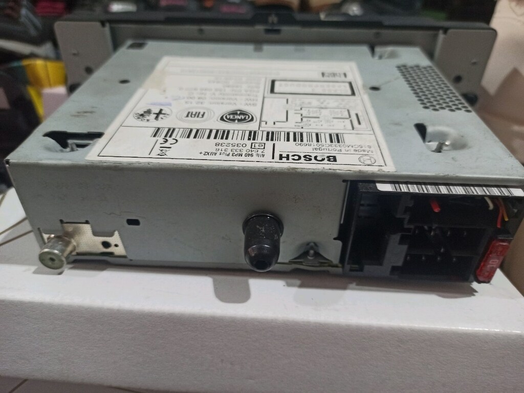 orjinal Fiat çerçevesinde oto teyp sorunsuz çalışır durumda - 7
