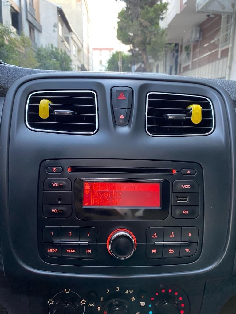 SAHİBİNDEN DÜŞÜK KM HATASIZ DEĞİŞENSİZ EMSALSİZ 1.5 DCİ 90HP - 16