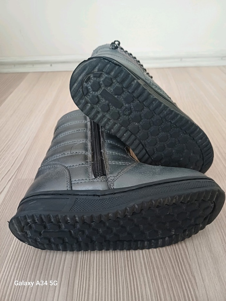 kiz cocuk bot - 6
