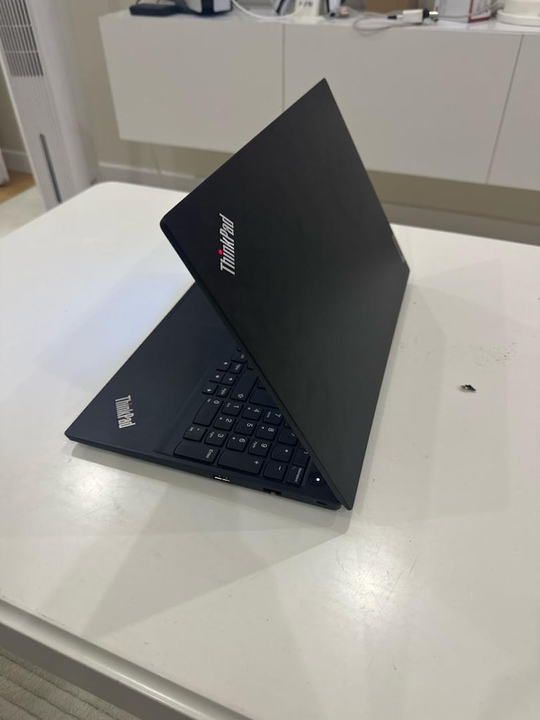 LENOVO THİKPAD E15 GEN 2 Intel İ7 11. nesil işlemcili - 2