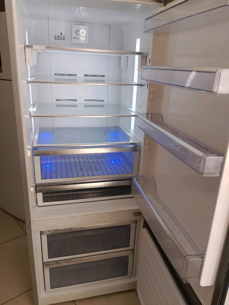Beko nofros buzdolabı nakliye kurulum dağil sorunsuz - 10