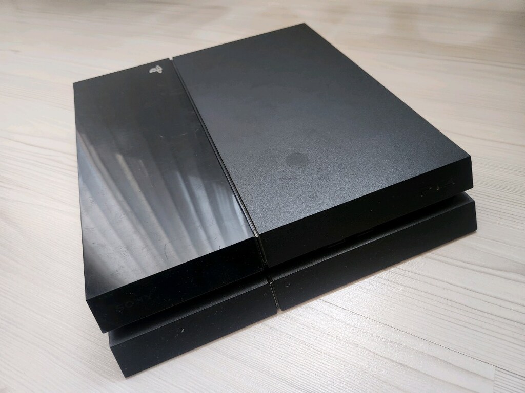 Sony PS4 500 GB Sürüm 12.52 - 3