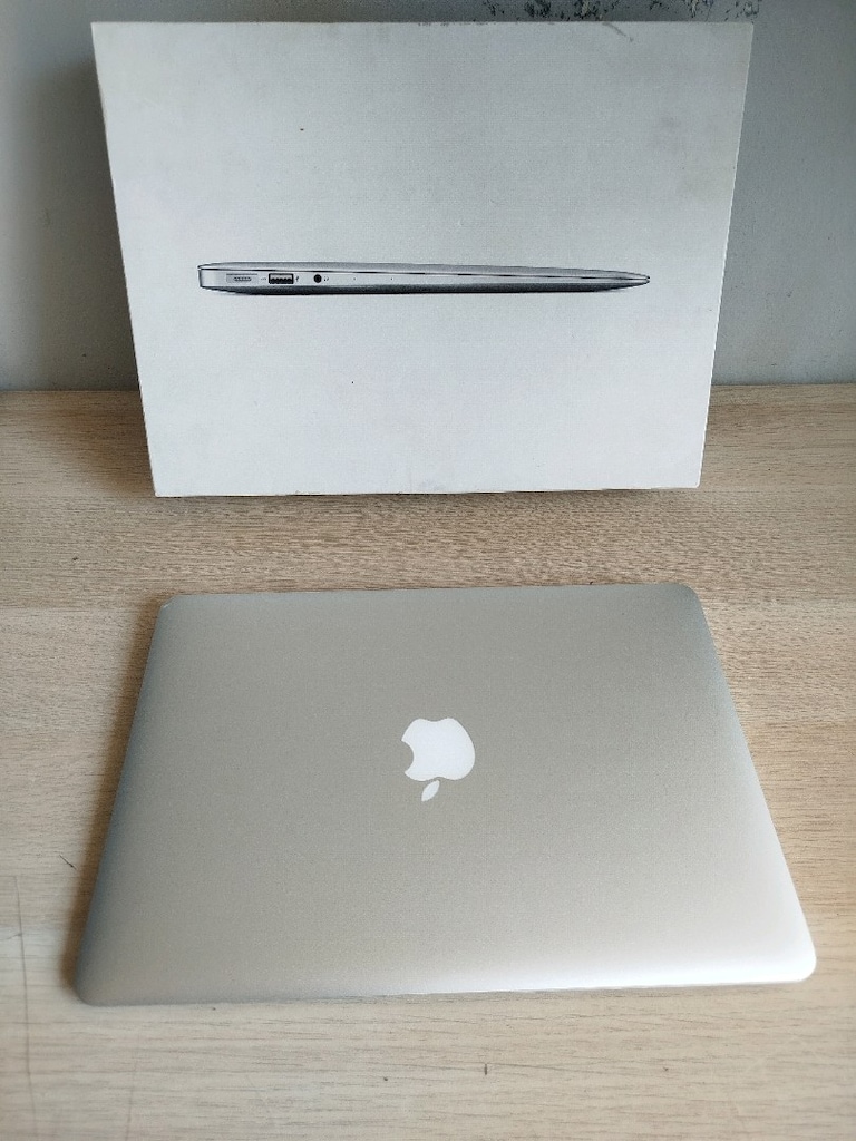 Apple MacBook Air 2015 - 13