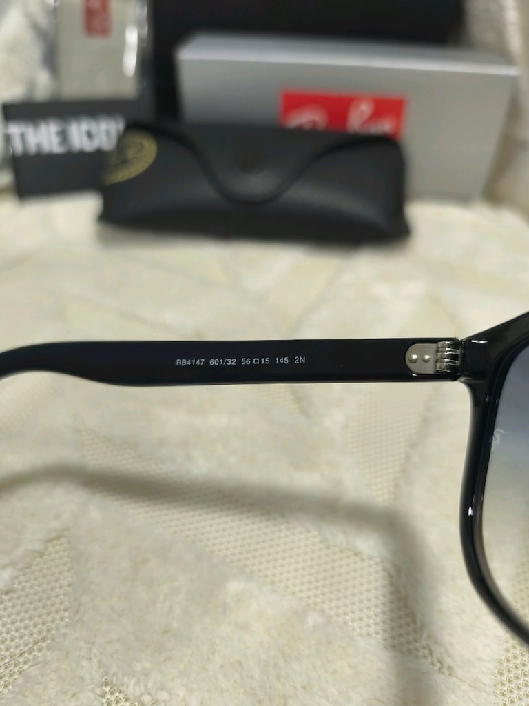 Ray-Ban 4147 Güneş Gözlüğü orj. - 4