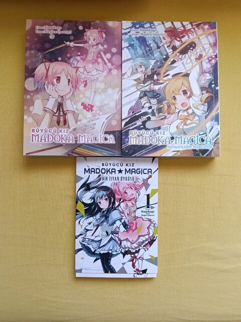 Madoka Magica Manga Seti Özel Basım