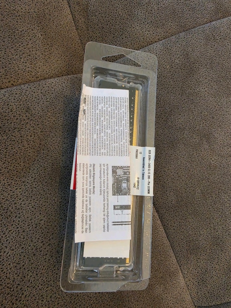 8GB DDR4 - 2400Mhz CL15 HyperX Fury RAM - 2