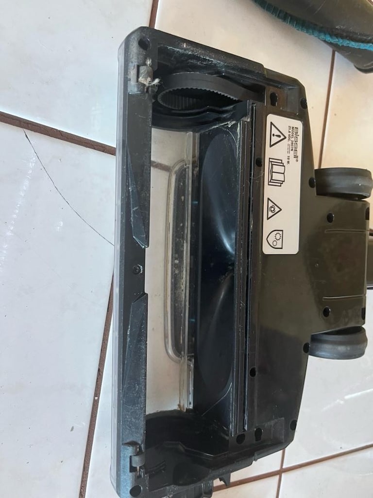 Bissell 2907C Dikey Şarjlı Süpürge Başlık - 9