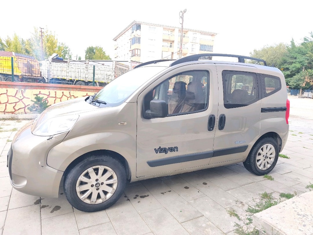 Memurdan satılık temiz araç - 3