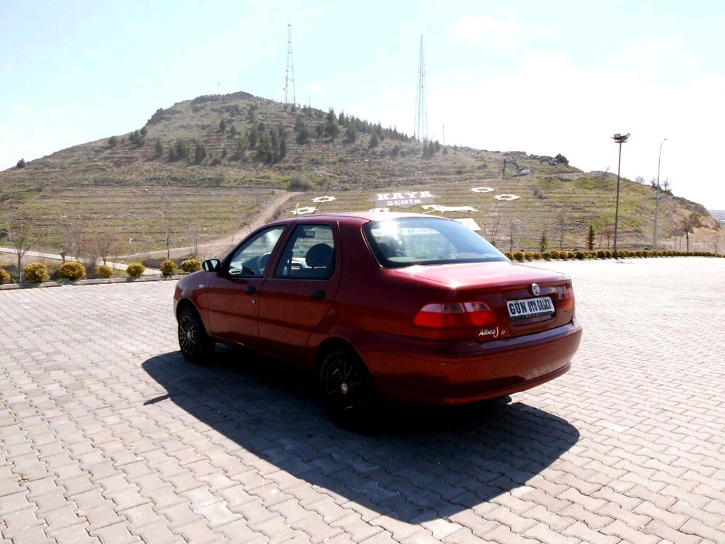 GÜN OTO GALERİDEN FİAT ALBEA SOLE 1.4 FRE ACTIVE BENZİN LPG Lİ BOYASIZ - 16
