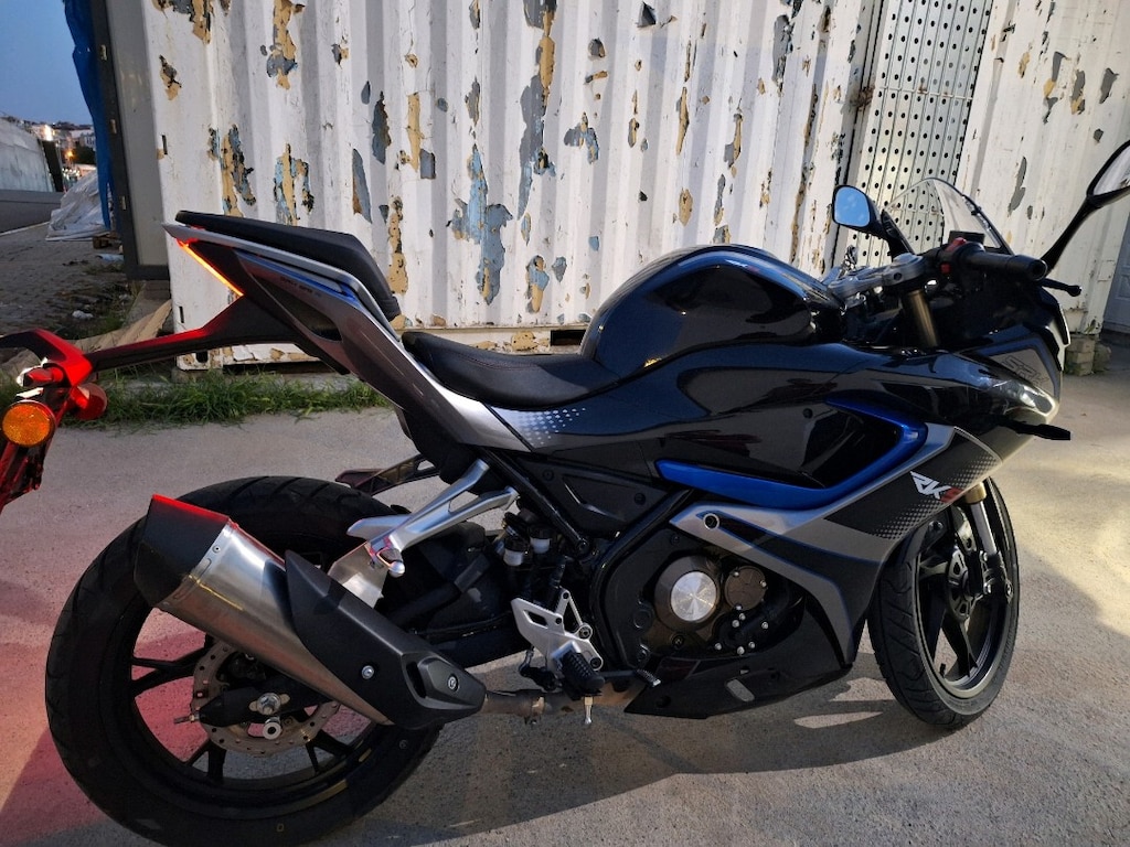 RKS SRK 125 R - 4
