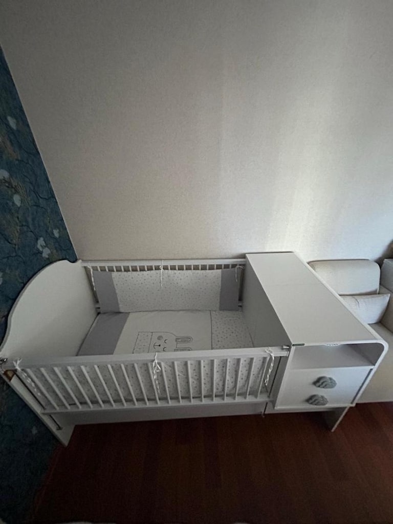 Caploonba marka,Kullanılmamış,büyüyen karyola ve yatak