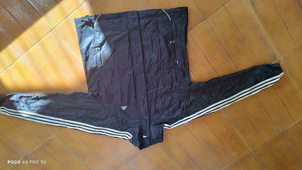 #Adidas kapişonlu yağmurluk spor montPiyasası pahalıdır - 2