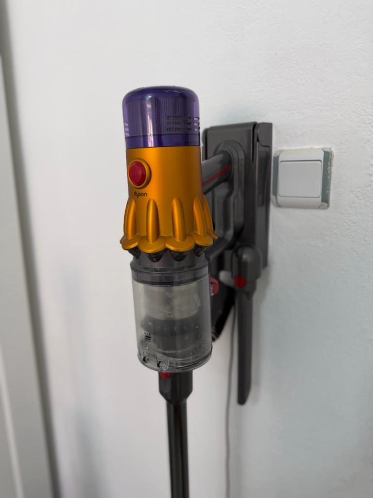 dyson v12 - 5