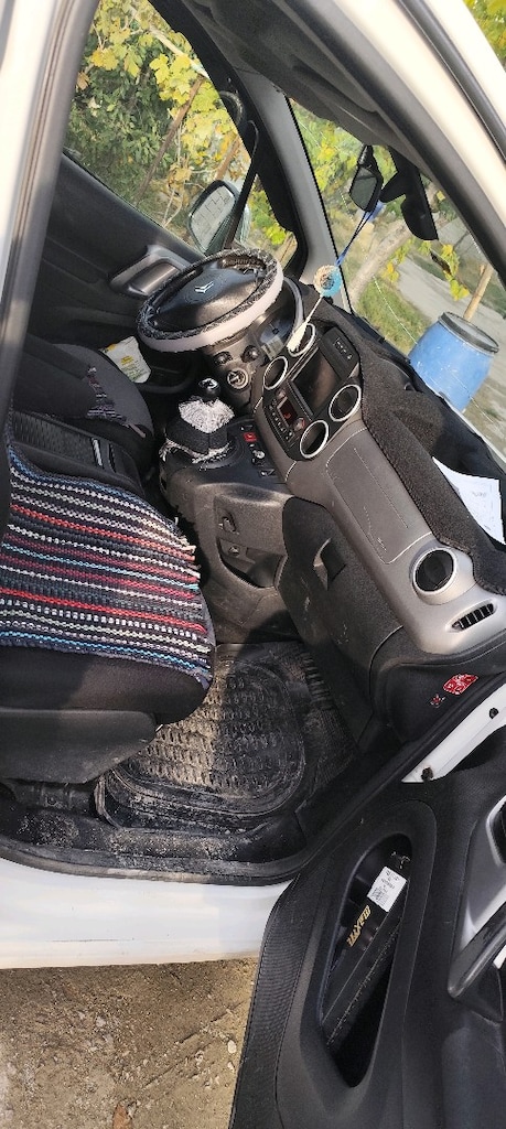 Citroen Berlingo - 12