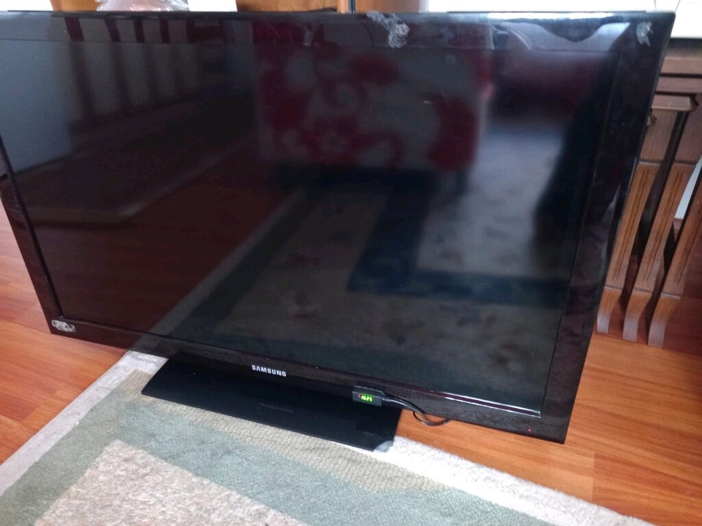 Samsung 40 inç 102 ekran full HD TV - 6