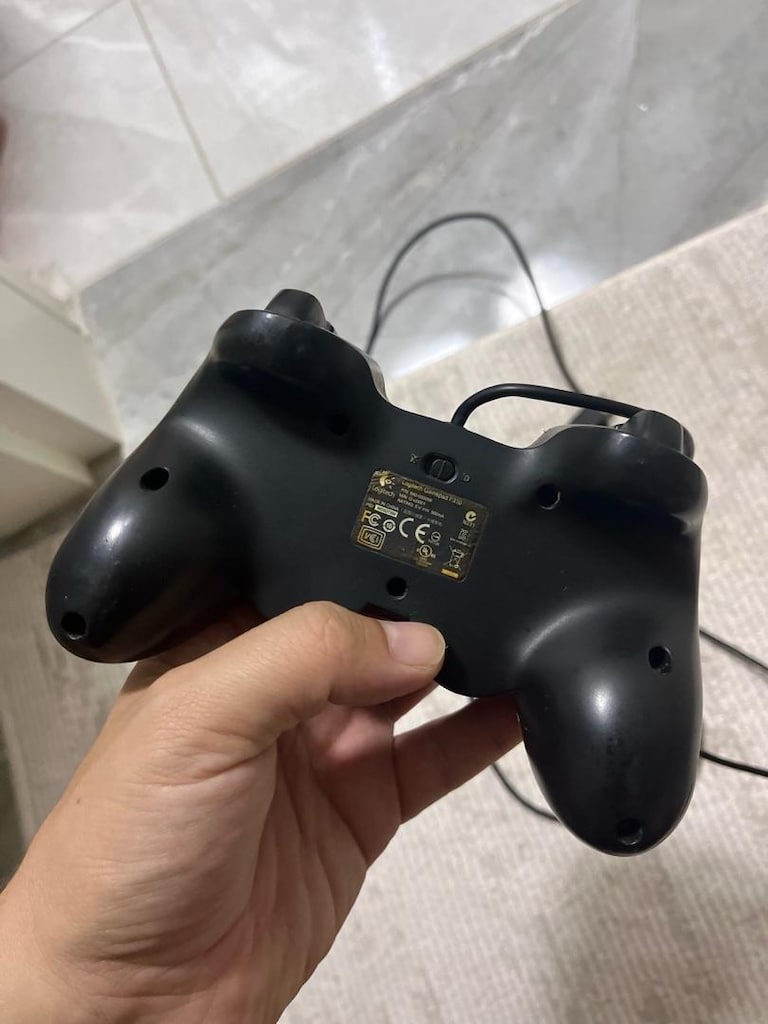logitech oyun kolu - 4