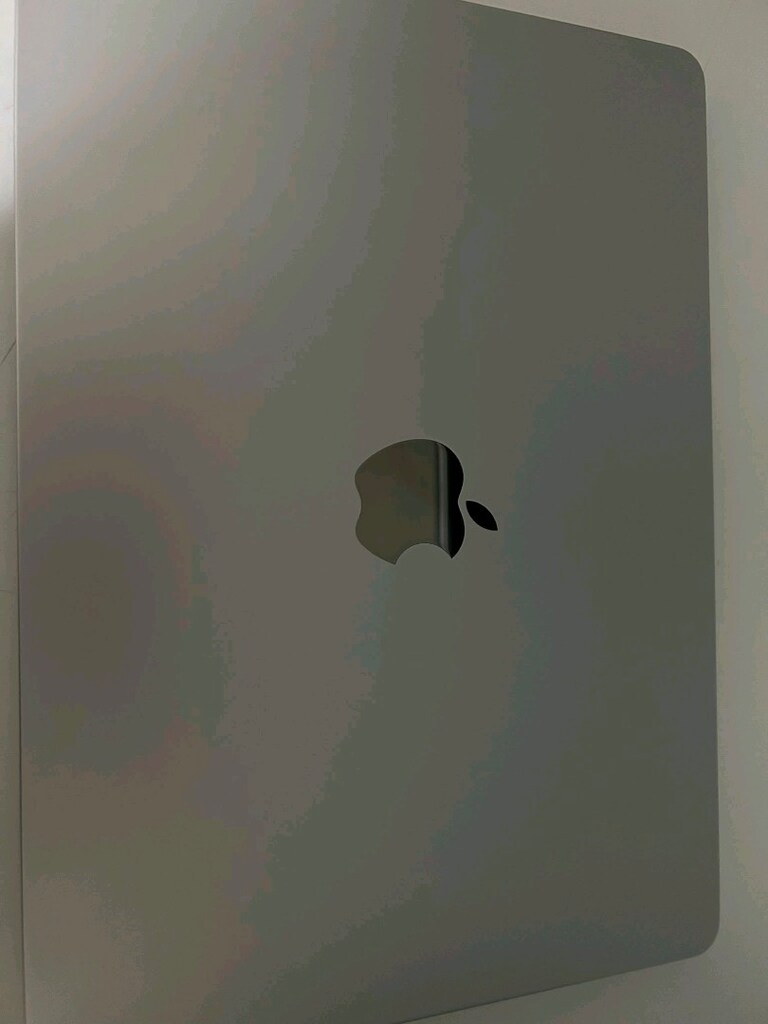 MacBook Air M3 16/512gb 13.6" - 4