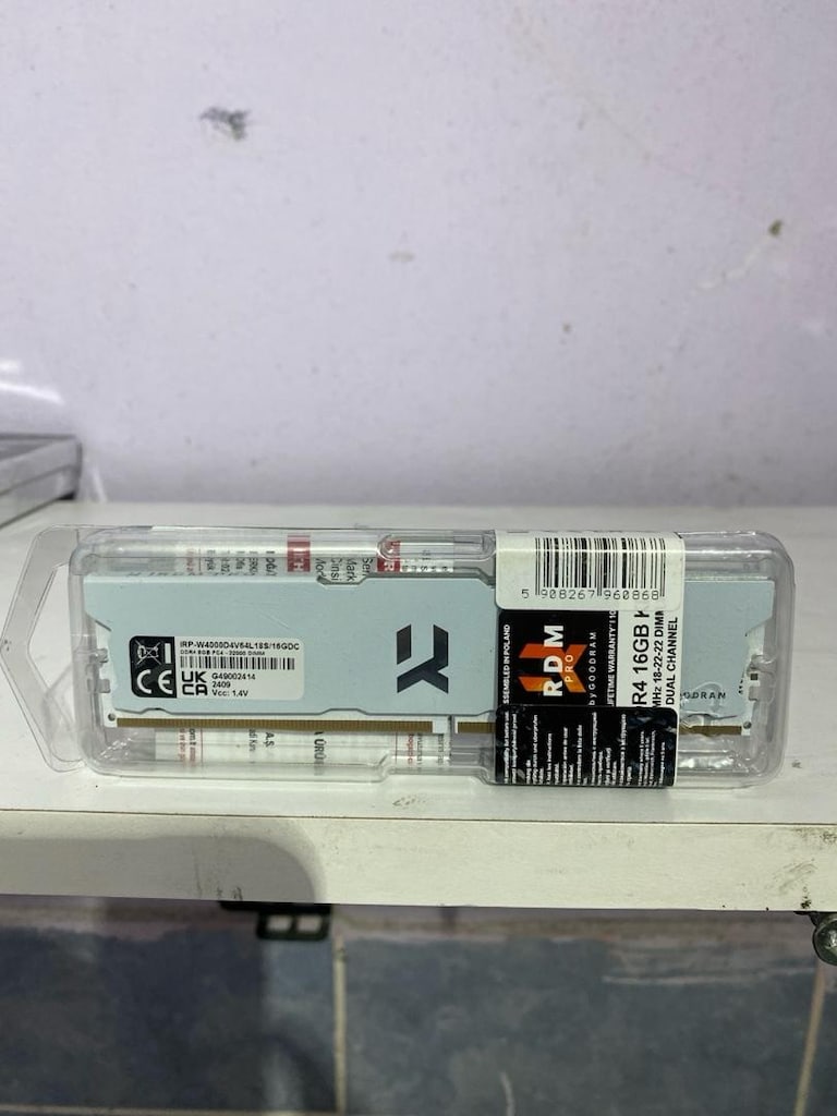 GoodRam IRDM Beyaz 2x8 16GB.