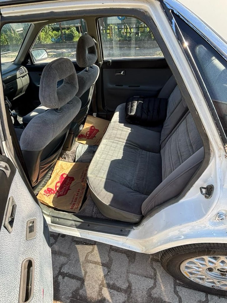 MAZDA 626 91 model - 3