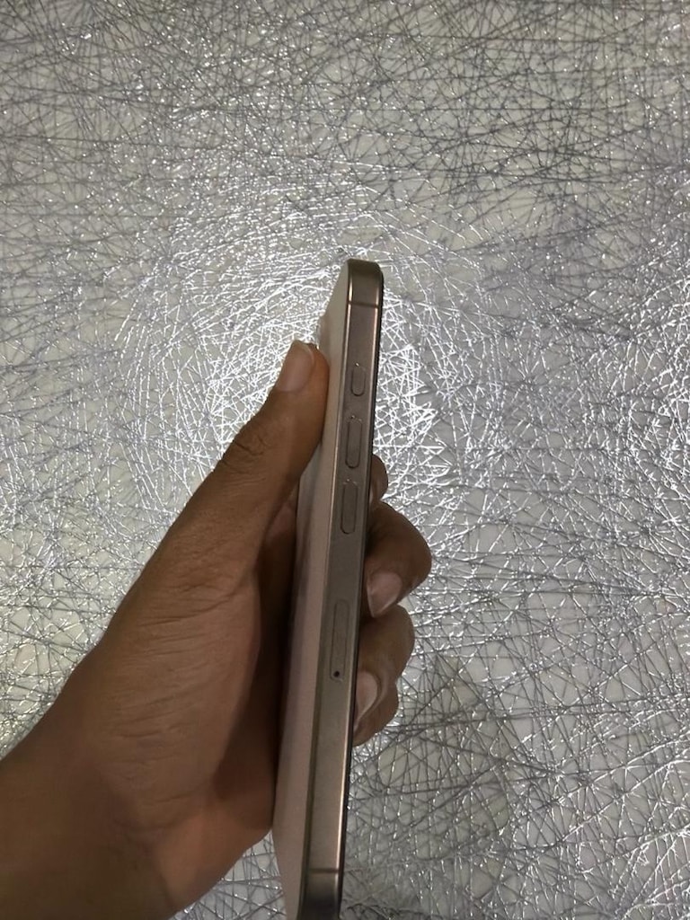 İphone 16 pro - 4